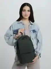Оливковый рюкзак женский