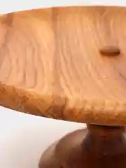 Фруктовница из массива дуба