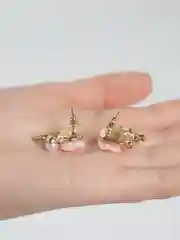 Розовый серьги гвоздики / Бижутерные украшения / Серьги с камнем. Серьги розочки