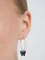 Черный круглые серьги-бабочки