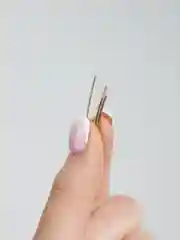 Белый каффы под золото