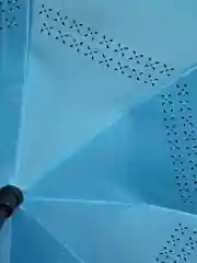 Голубой инвертированный женский зонт, двухслойный