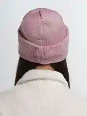 Розовый шапка женская весенняя , разные цвета