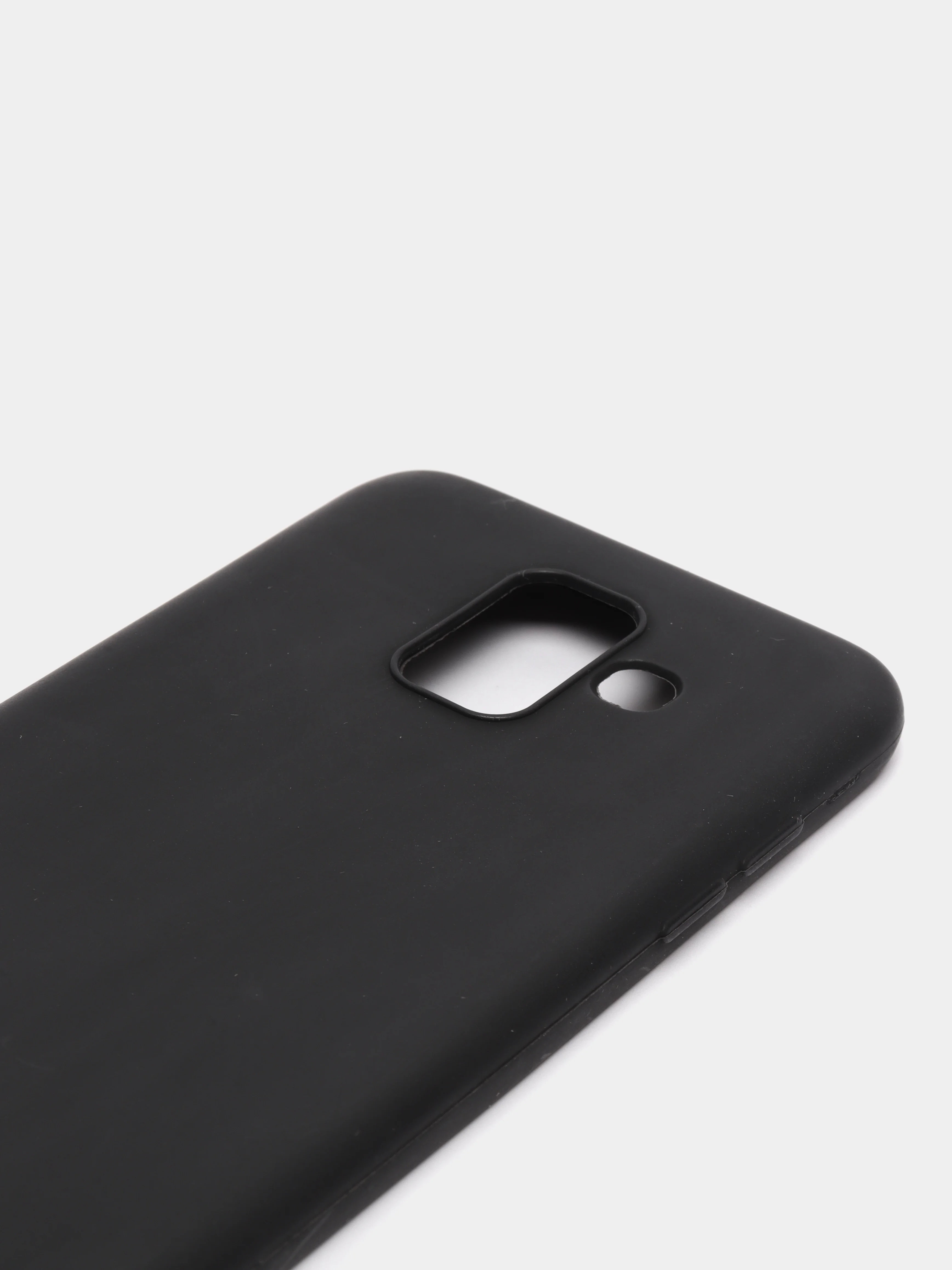Черный чехол  SAMSUNG A6 2018