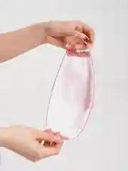 Розовый маска многоразовая защитная для лица