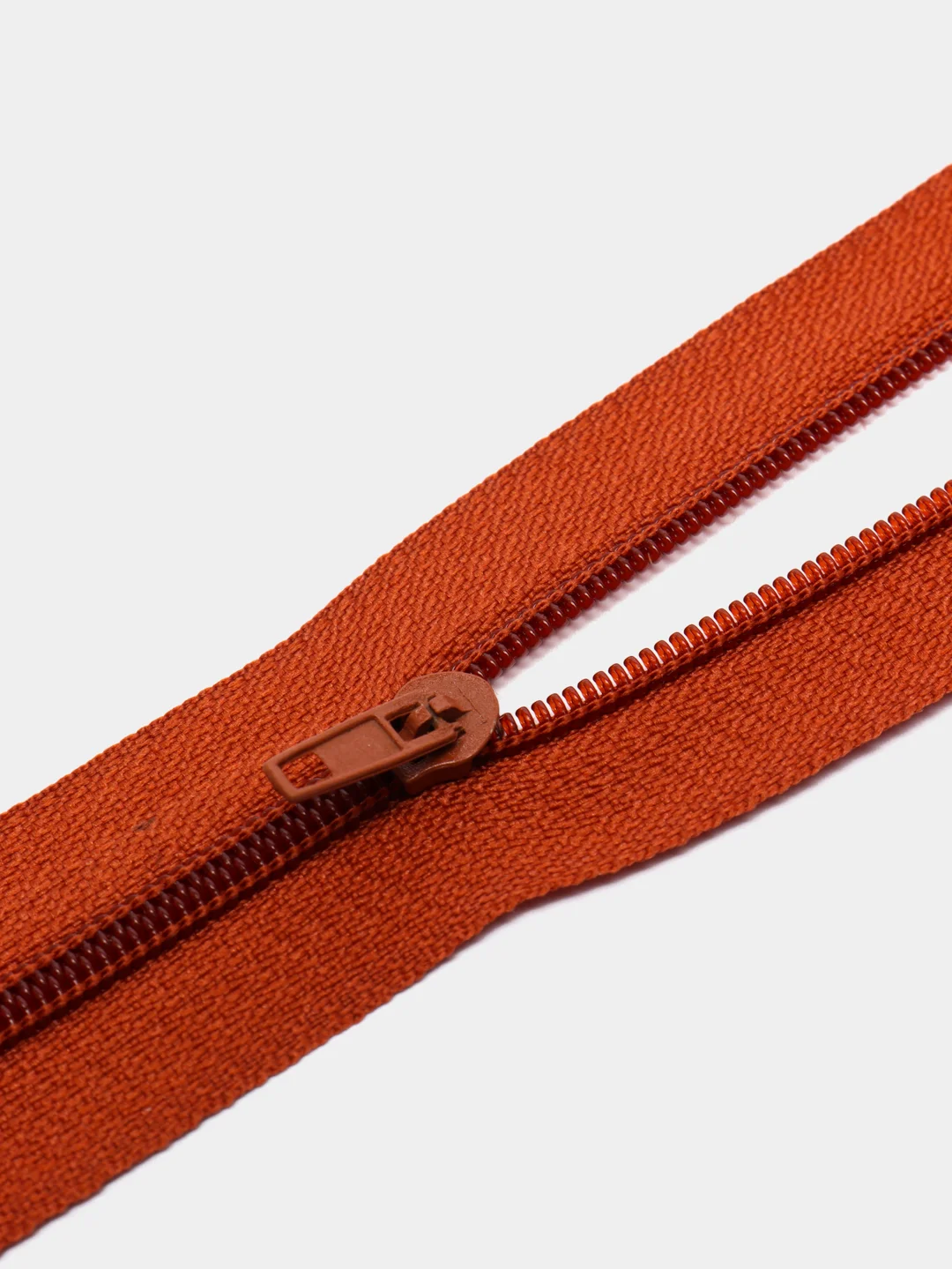 Медный молния MaxZipper пластиковая юбочная №3, 18см