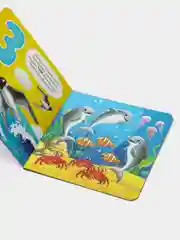 Черный книги картонные для малышей