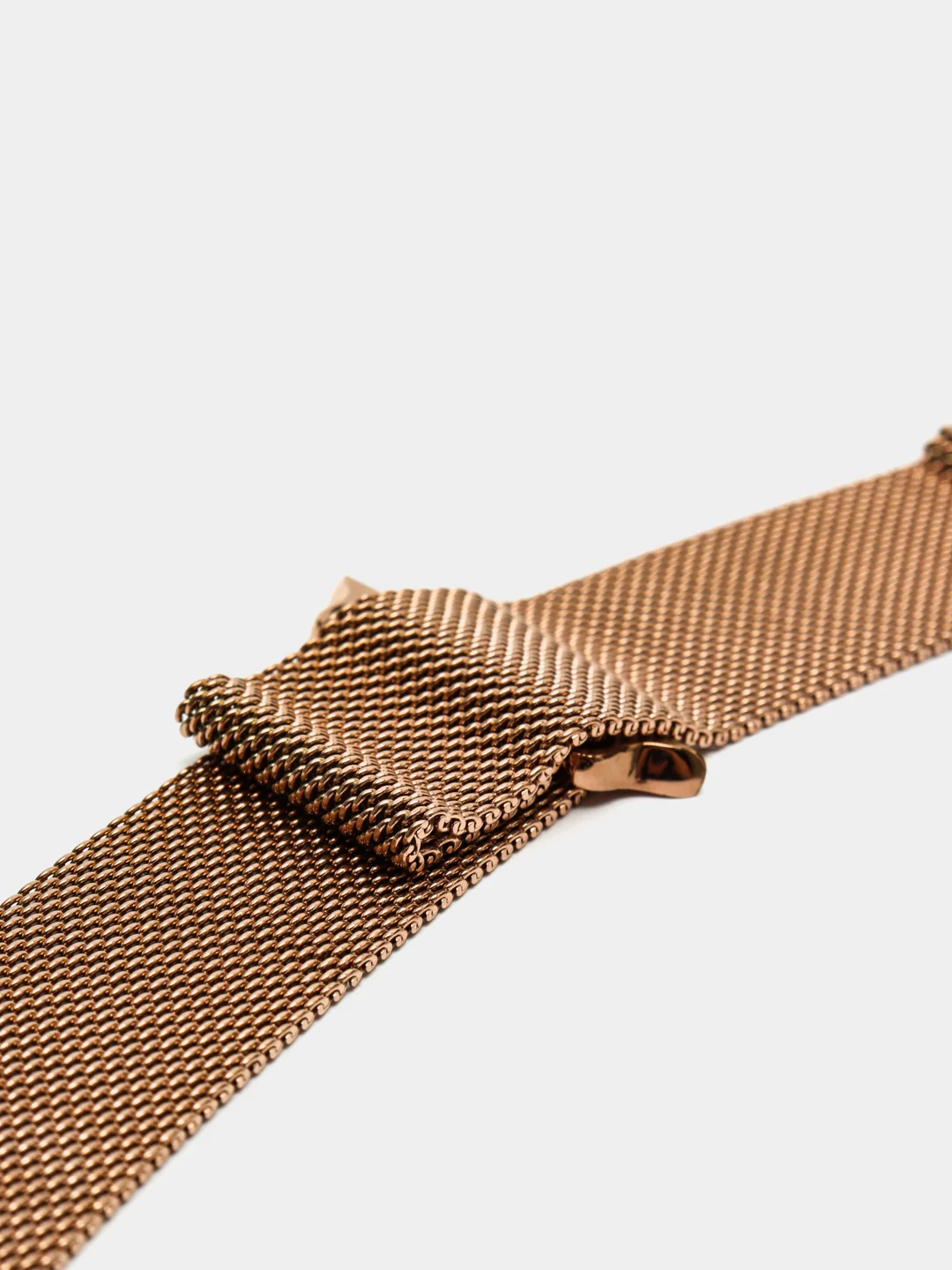 Золотой ремешок Миланская петля Apple Watch 1, 2, 3, 4, 5, 6, SE, 7,  38, 40, 41, 42, 44, 45 мм