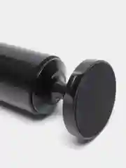 Магнитный держатель для телефона в авто