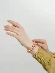 Зеленый браслет женский