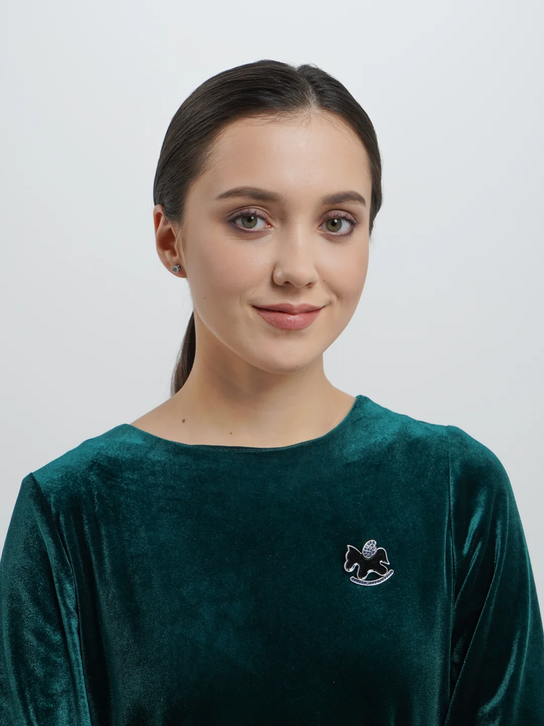 Коралловый брошь на одежду "Fashion Jewerly" / значек на одежду