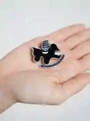 Коралловый брошь на одежду "Fashion Jewerly" / значек на одежду