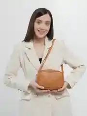 Сумка женская, регулируемый ремень, цвет коричневый