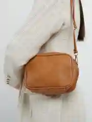 Сумка женская, регулируемый ремень, цвет коричневый