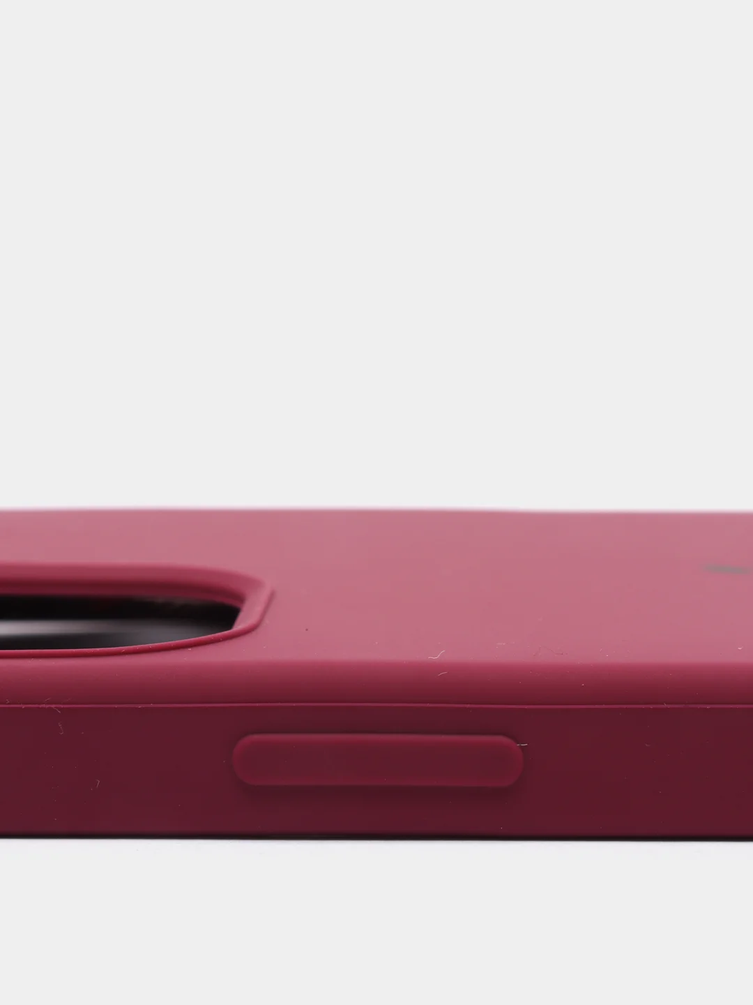 Багровый чехол Silicone Case для iPhone 12, 12 Pro с открытым низом