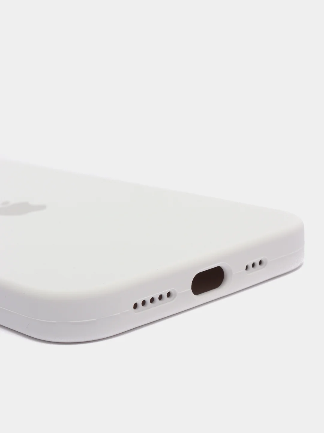 Белый чехол Silicone Case для iPhone 13 Pro, с защитой камеры, закрытый низ