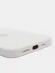 Белый чехол Silicone Case для iPhone 13 Pro, с защитой камеры, закрытый низ