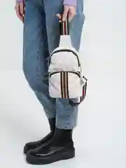 Белый сумка через плечо