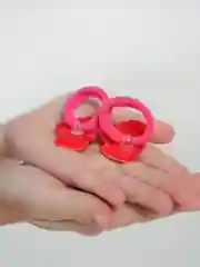 Алый резинки детские парные