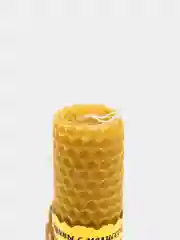 Свеча из вощины с мелиссой