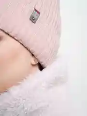 Конфетный шапка бини женская с утеплителем