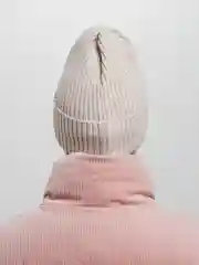 Алый шапка бини женская с утеплителем