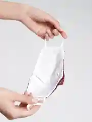Красный маска многоразовая с пайетками