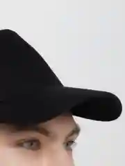 Бейсболка черная