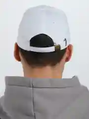 Бейсболка белая