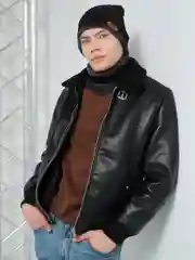 Черный комплект: шапка и снуд