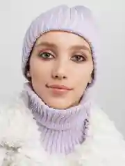 Лавандовый комплект шапка и снуд, вязаный женский, шапка бини / шарф / с отворотом / утепленный