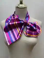 Кораллово-розовый французская косынка
