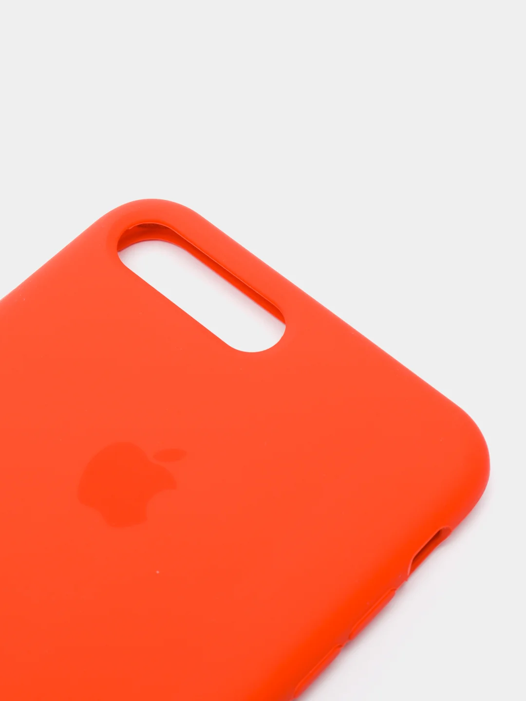 Красный силиконовый чехол для Айфон 6/6s, 7/8, 7+/8+, X/Xs, Xr, 11, 11Pro, 11ProMax
