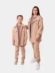 Карамельный спортивный костюм теплый для девочки: рубашка с начесом, джоггеры из футера