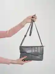 Сумка женская, регулируемый ремень, цвет серый