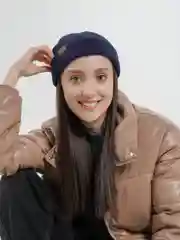 Шапка женская Salomon Outlife Fisherman Beanie Mood Indi