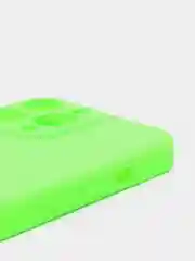Салатовый чехол Silicone Case для iPhone 13 Pro, с защитой камеры, закрытый низ