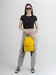 Желтый рюкзак женский