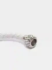 Белый кожаный браслет с дизайнерской застежкой (3 цвета)