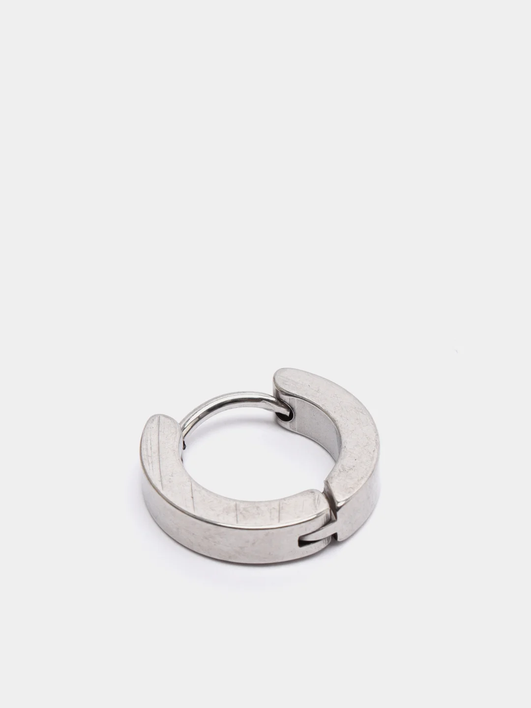 Серьга из медицинской стали