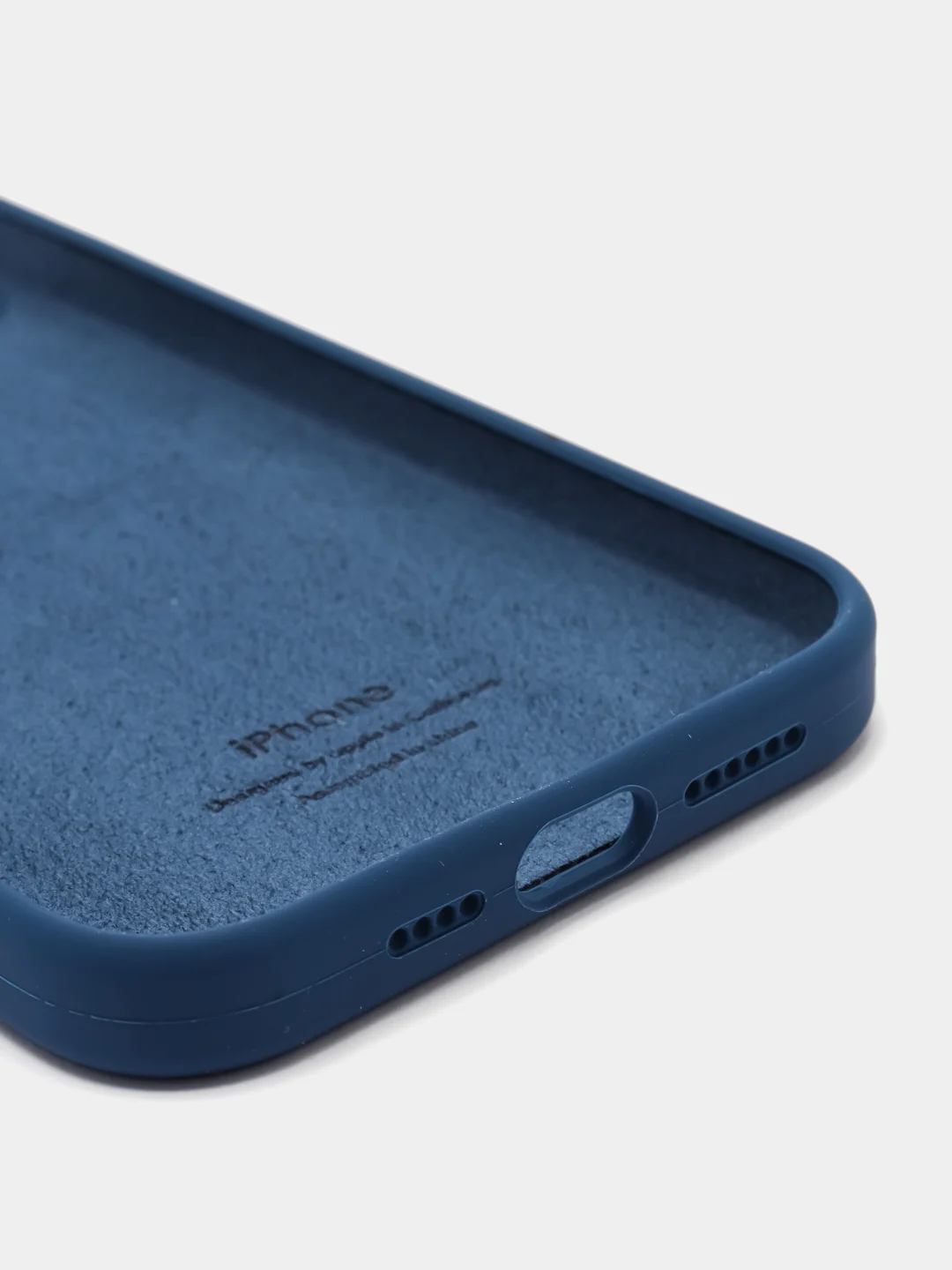 Темно-синий силиконовый защитный чехол для iPhone 13 Pro Max с закрытым низом