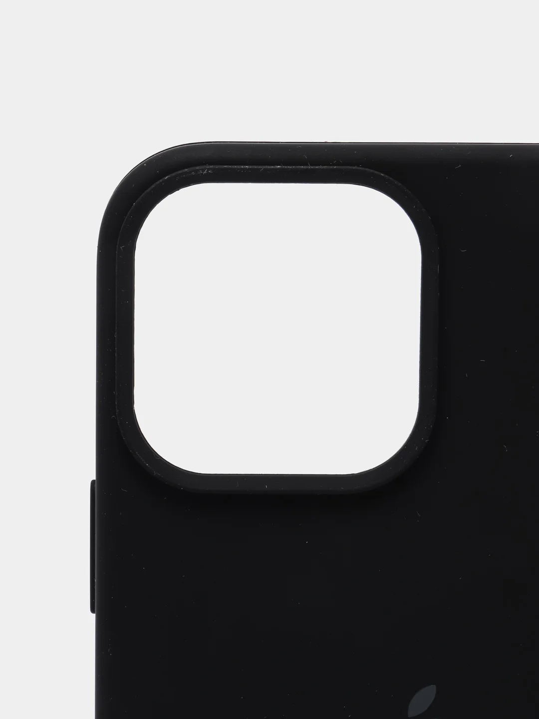 Черный силиконовый защитный чехол для iPhone 13 Pro Max с закрытым низом