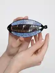 Голубой заколки "краб"