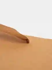 Однотонный стильный бежевый пакет