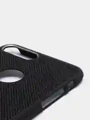 Черный iphone 7+ / 8 Plus чехол пластиковый с перфорацией