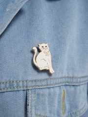 Брошь кошка / Брошка кот / Кошка белая / Брошь эмаль и золото, 3,5*3 см