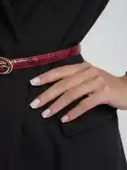 Бордовый женский узкий ремень
