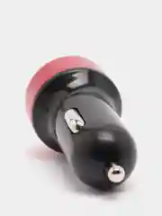 Красный автомобильное зарядное устройство