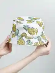 Белый панама летняя с ананасами унисекс, 4 цвета