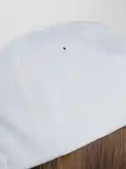 Белый кепка Ordinary